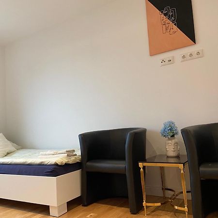 Luxury Apartment With Air Conditioning & Jaccuzzi Near Frankfurt Wiesbaden Hofheim am Taunus Extérieur photo