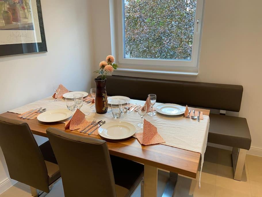 Luxury Apartment With Air Conditioning & Jaccuzzi Near Frankfurt Wiesbaden Hofheim am Taunus Extérieur photo
