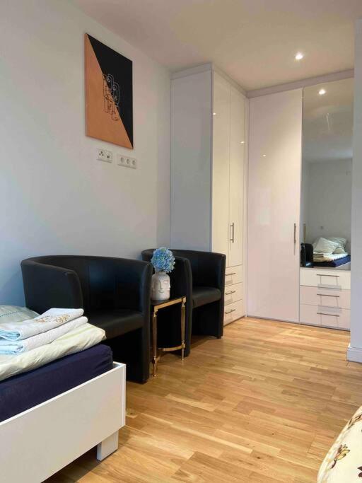 Luxury Apartment With Air Conditioning & Jaccuzzi Near Frankfurt Wiesbaden Hofheim am Taunus Extérieur photo