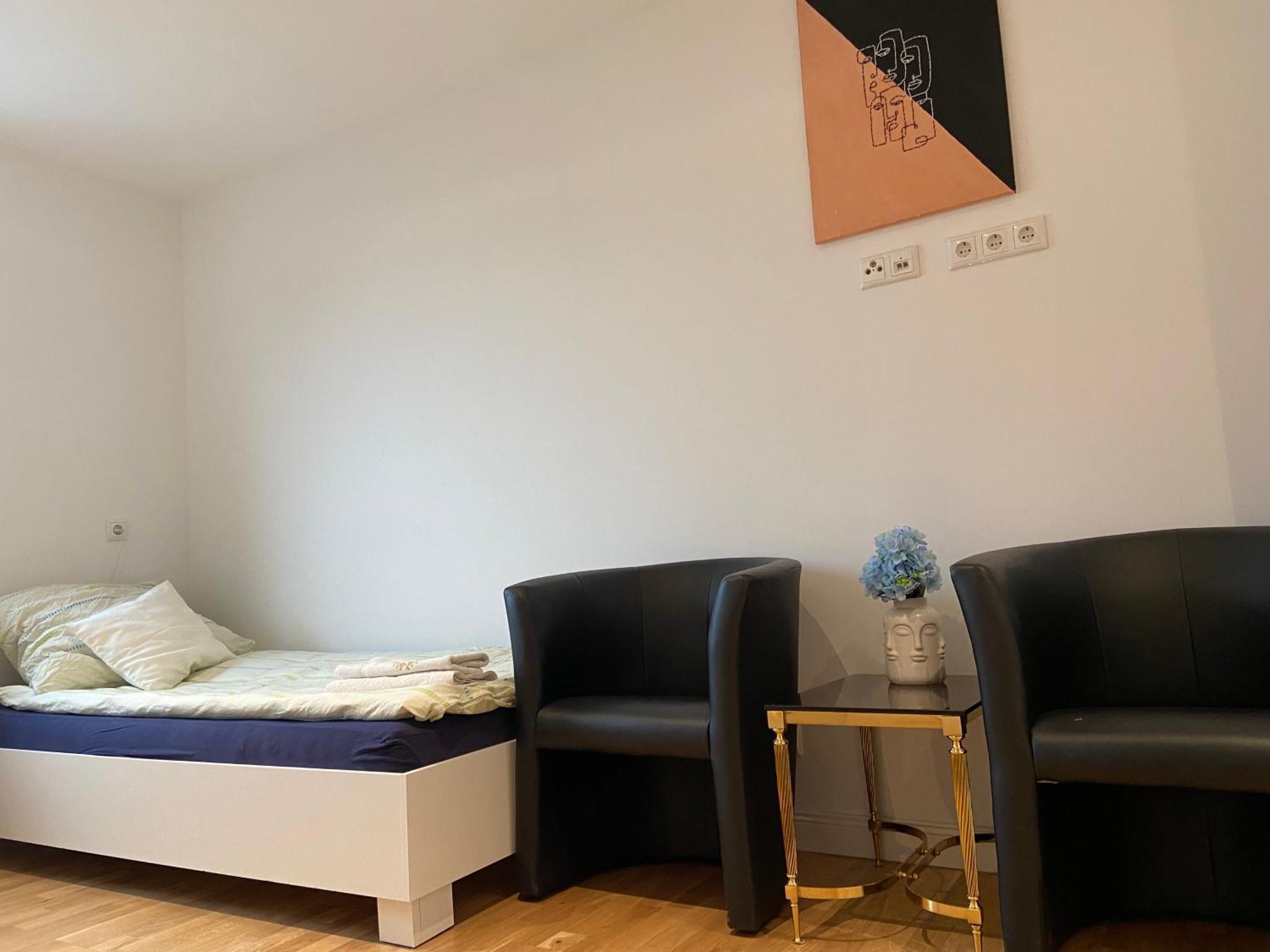 Luxury Apartment With Air Conditioning & Jaccuzzi Near Frankfurt Wiesbaden Hofheim am Taunus Extérieur photo