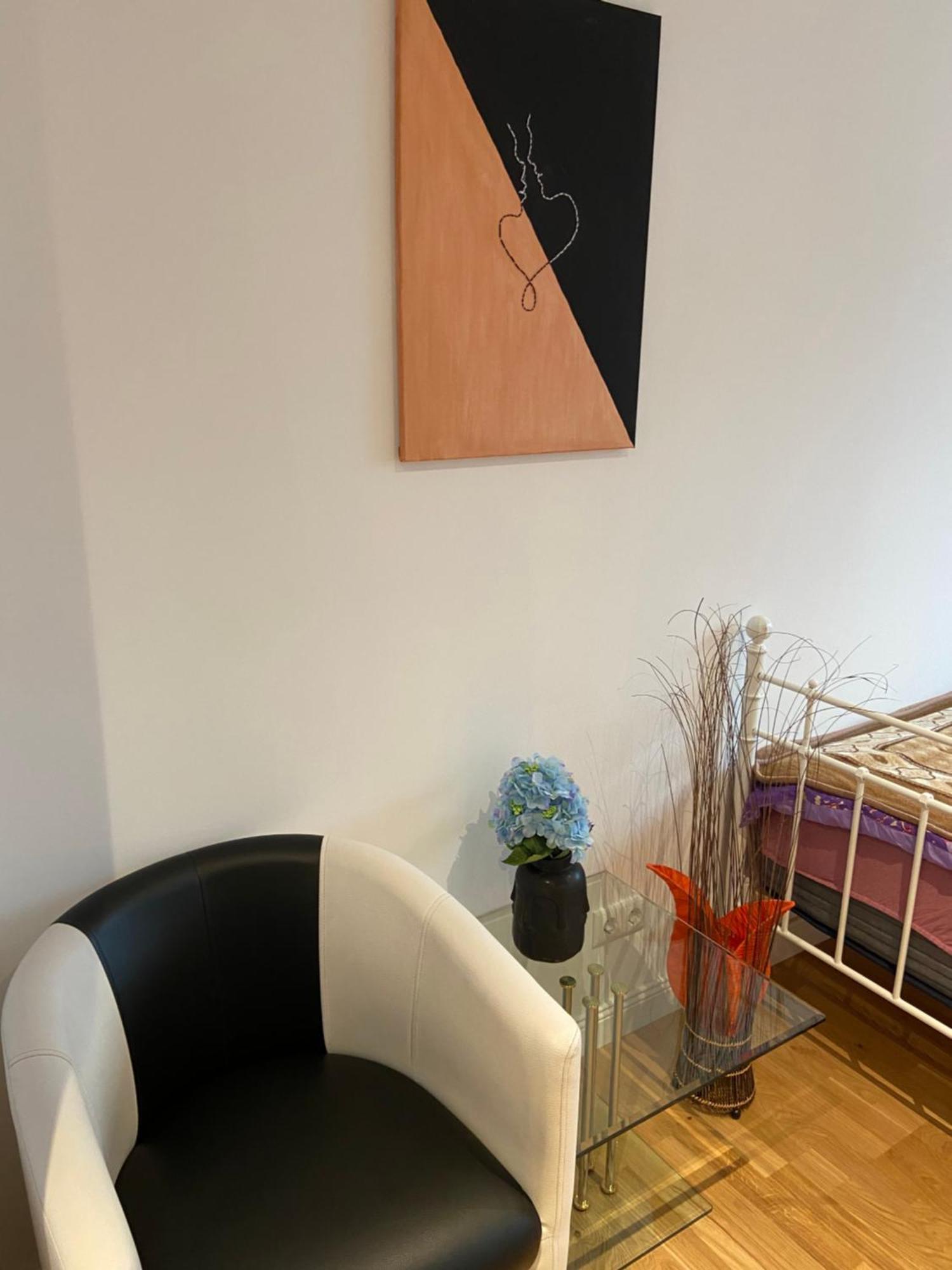 Luxury Apartment With Air Conditioning & Jaccuzzi Near Frankfurt Wiesbaden Hofheim am Taunus Extérieur photo